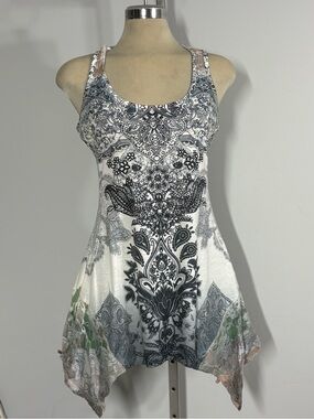 Temptations Lace & Paisley Top - Black, White & Pale Pink